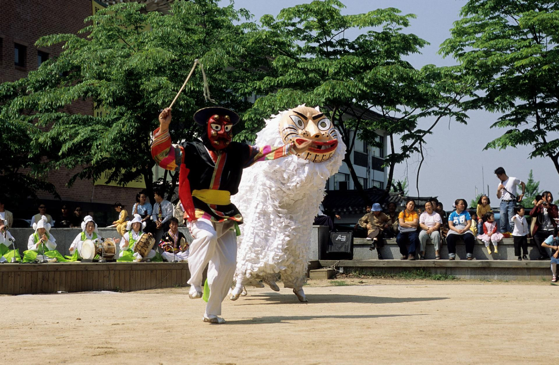 사자탈 강령탈춤